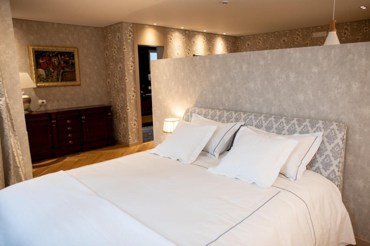 Seven Luxury Suites Tirana Exterior photo